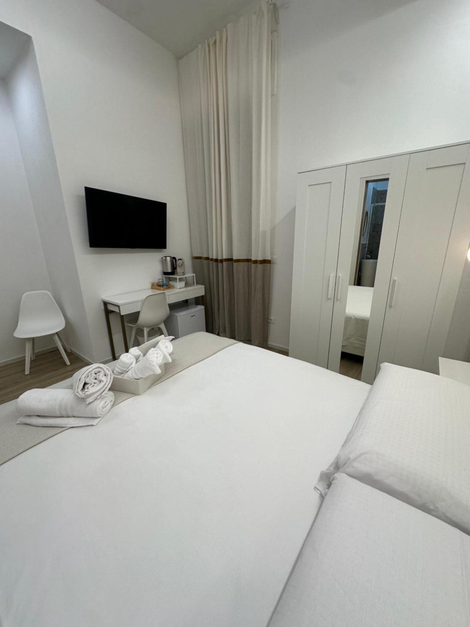 Center Rooms La Spezia Exterior photo